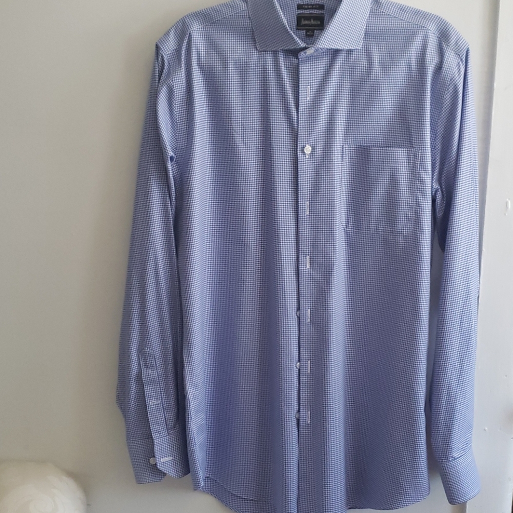 Neiman Marcus trim fit shirt